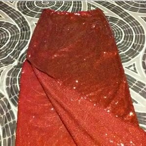 Sequin Long Skirt, maroon.